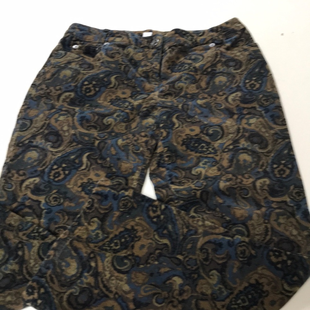 Harold’s size 6 women’s pants